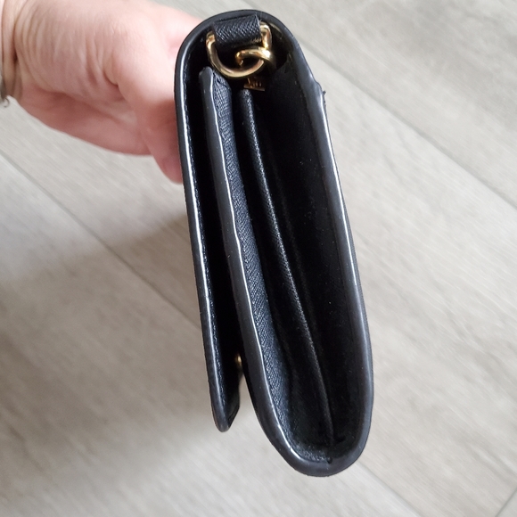 Tory Burch WOC - Picture 3 of 8